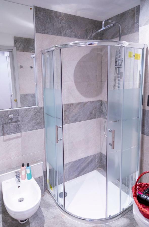 La Luna E I Falo Luxury Accomodation Turyn Zewnętrze zdjęcie